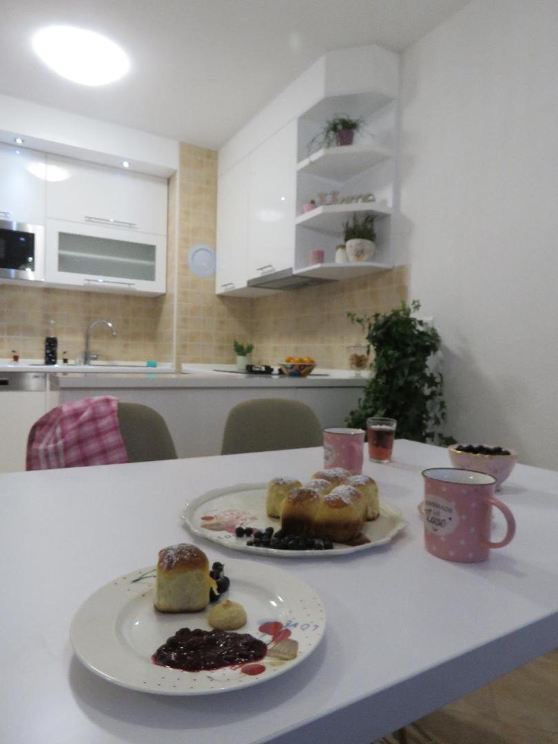 Winter Iris Apartment Купрес Екстериор снимка