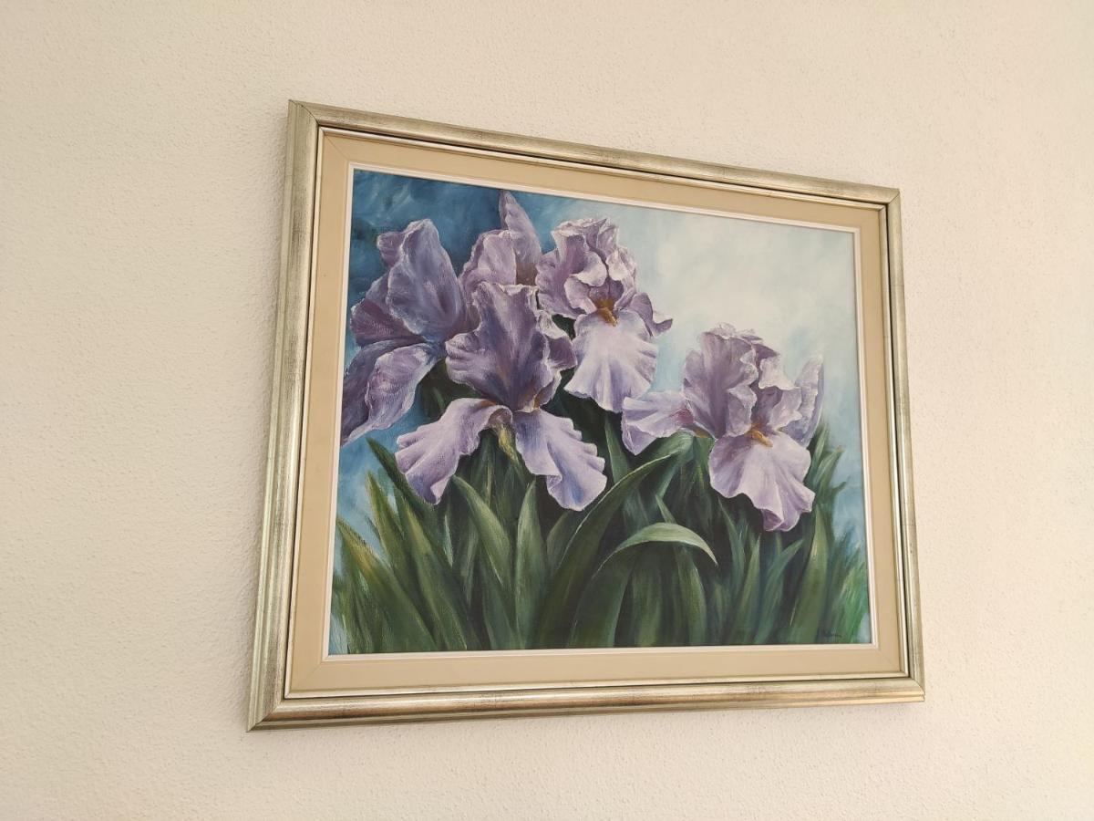 Winter Iris Apartment Купрес Екстериор снимка